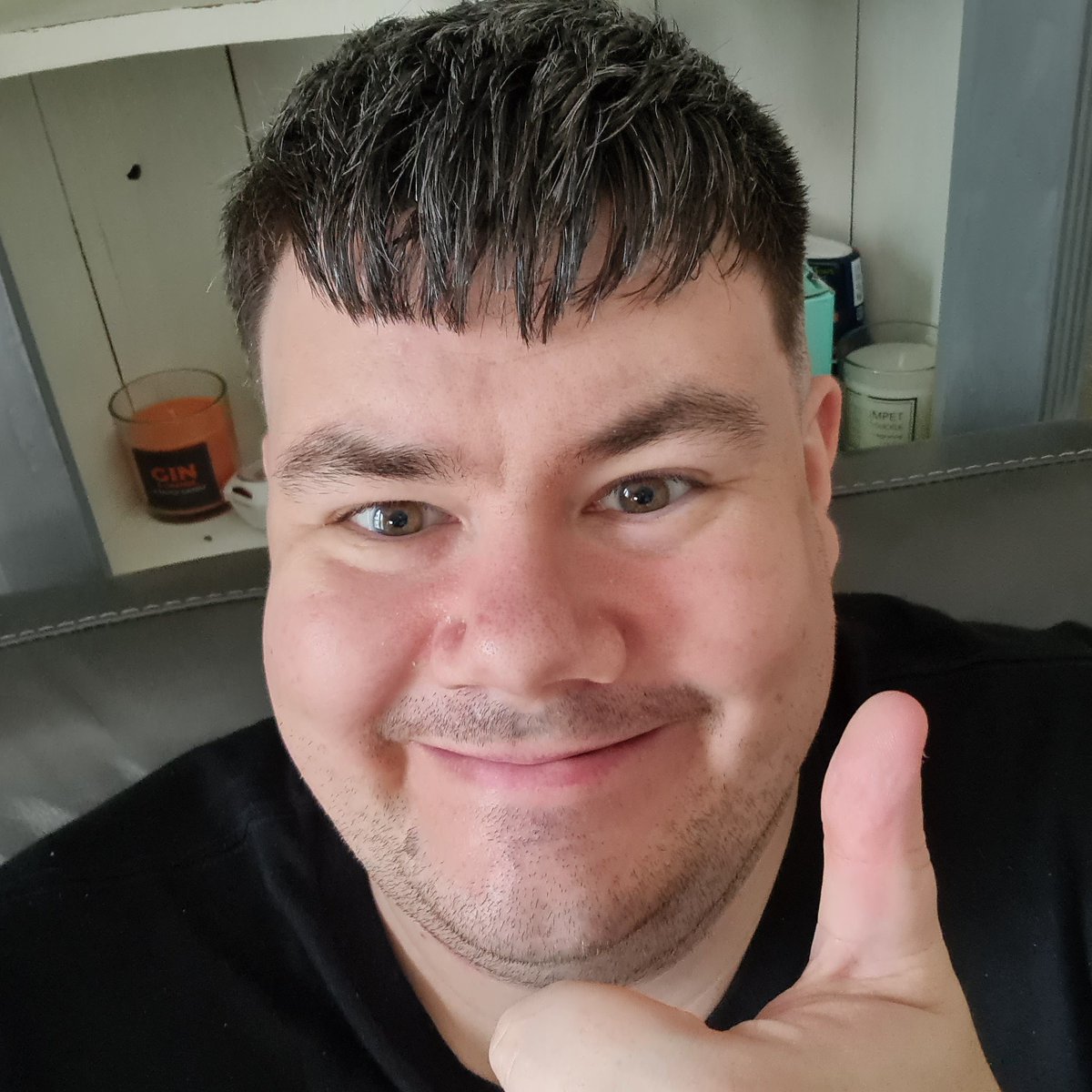 FriendlyGuyTTV's tweet image. BIG SURPRISE - Live at 10am UK time tomorrow 💚 #notoveryet