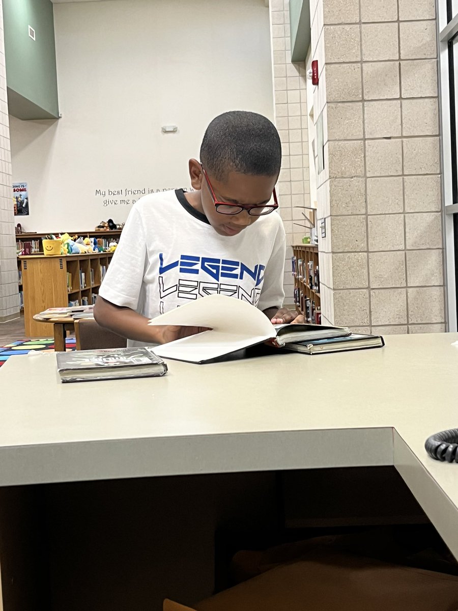 Sarah Contreras tweet media