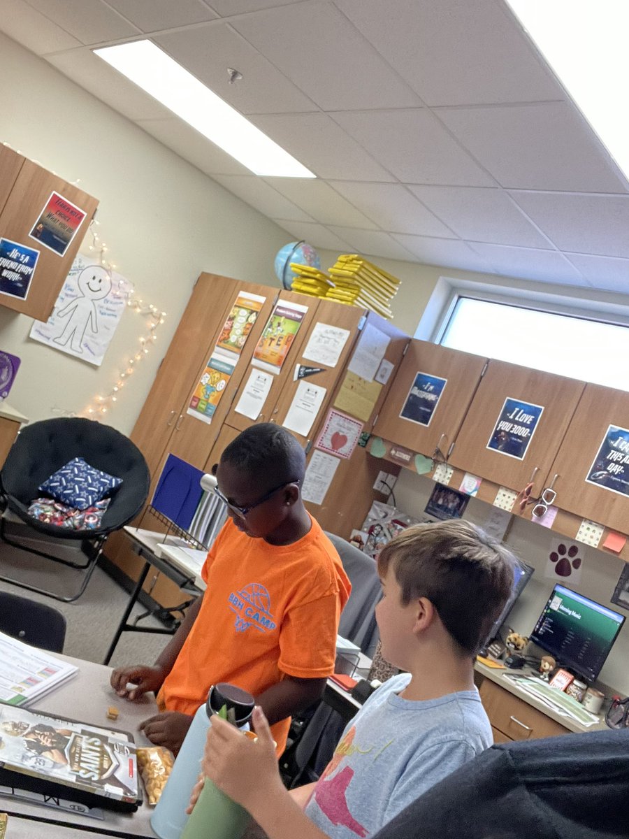 wilsonsmarvels's tweet image. We love using Character Strong to talk about respect! We especially love the game Rhyme Time! #LevelUpPISD #characterstrong @Plano_Schools