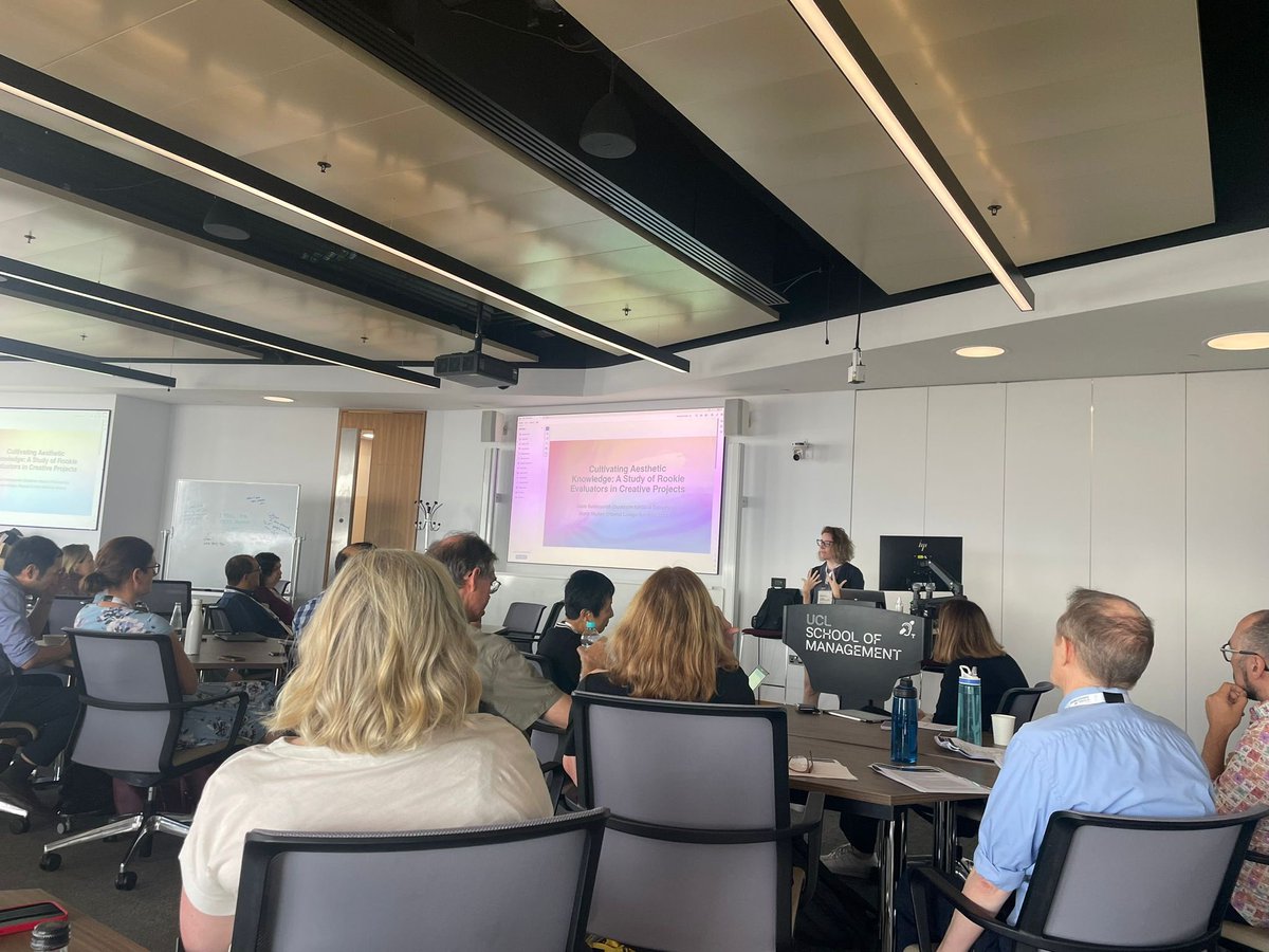 IB_DesignStudio's tweet photo. Our director @IStigliani and former fellow @giada_baldes presented their #research at the @ucl #Creativity Collaboratorium this weekend 💫 🚀 
Thanks to the great crowd for the comments and the organizers for the insane hospitality🍓 https://t.co/SqUMT2hVy8