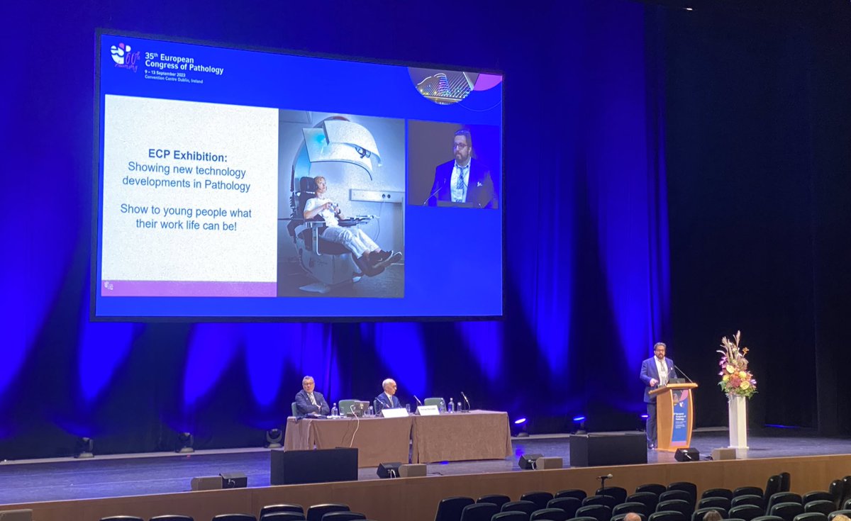 igmp_unibern's tweet photo. @ESP_Pathology #ESPCongress
In Dublin 🇮🇪
The #Pathojet showed at the session: 
Setting the stage for the future generations of pathologists 🚀
What a nice surprise❗️
#itmp #unibern #technology #PathTwitter https://t.co/utUqiDrsjO