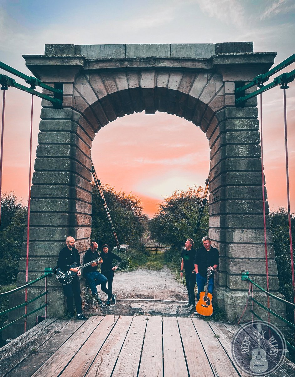 deepsixblues's tweet photo. A few more shots from last weeks shoot 😎 #blueshour #bluesband #HumberDelta https://t.co/JOpE4me7fL