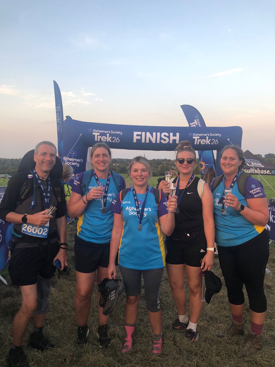 JessSpettigue's tweet photo. Super proud of us at Stratton hospital who have raised over £2000 for Alzheimer’s society. 26 miles in the heat! It was hard work but so worthwhile! @StrattonCommun1 @alzheimerssoc @CornwallFT @CFTstaffhealth #Trek26 https://t.co/bczlV9trE6