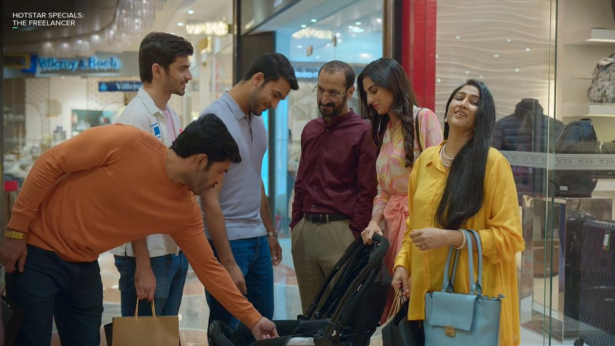JioHotstar's tweet image. With each step, the Freelancer gets closer to Aliya. But will time run out before their paths cross? ⏳

#HotstarSpecials #TheFreelancer now streaming.

#TheFreelancerOnHotstar