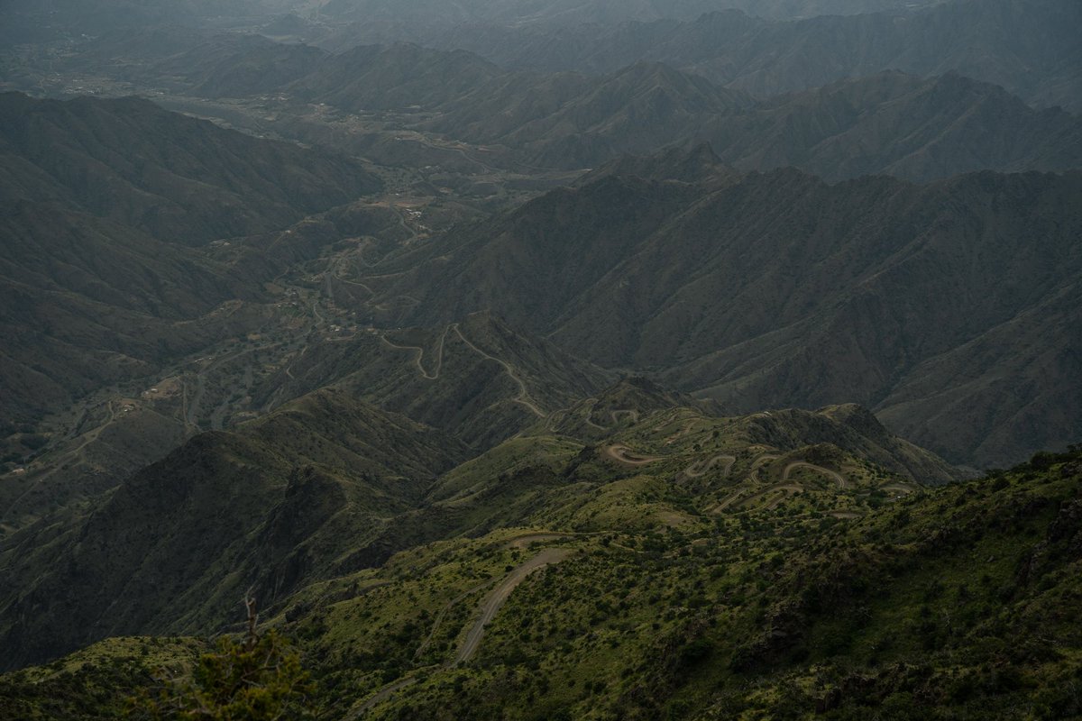 boogy_96's tweet photo. جمال الطرق الجبلية في منطقة عسير ⛰️📸

عقبة قضى 📍
عقبة فو 📍 https://t.co/xhJtZrdlih