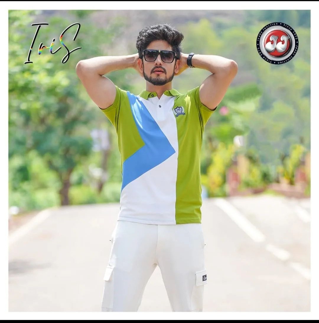 RahulPatyal9's tweet image. Clothes mean nothing until someone lives in them 👚👕👑
💫
🎉
💫
🎉
Brand: @jeansjunction 
📷💫 @kamchukarrr 
.
#rahulpatyal 
#modelface #model #modelshoot #shooting #modeling #modelsearch #delhimodel #mumbaimodels #portfolio #portfolioshoot #stylefashion #style #eyelook