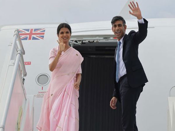 ani_digital's tweet image. British PM Rishi Sunak emplanes for UK after productive G20 Summit in India

Read @ANI Story | aninews.in/news/world/asi…
#India #RishiSunak #UKPM #BritishPM #G20India2023 #G20SummitDelhi