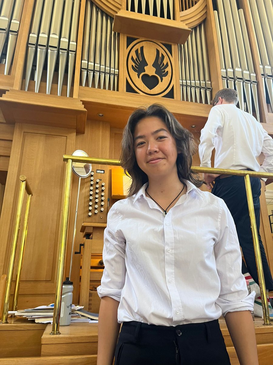What a treat to hear Maya play the organ so beautifully at the school service this morning - well done Maya #talented #organist #colvin