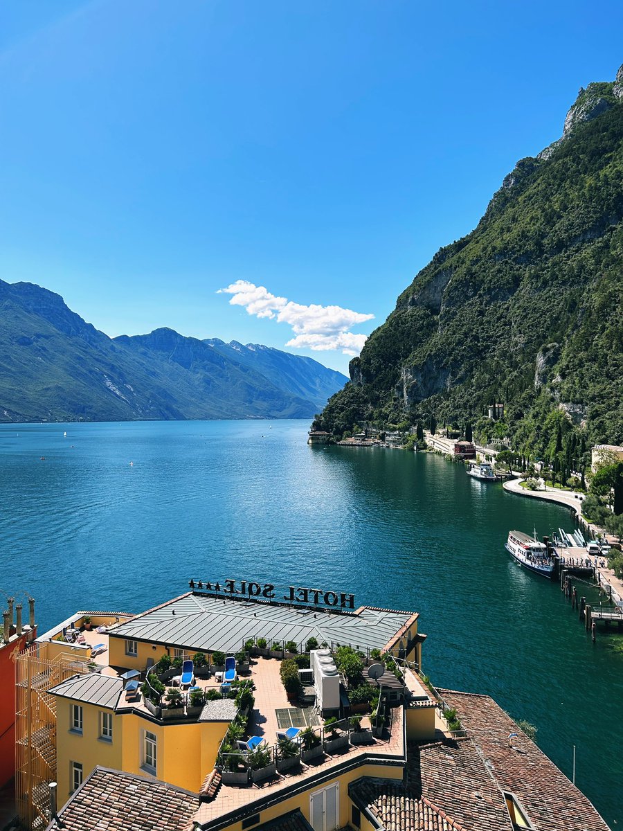 GardaClick's tweet photo. Buona domenica da Riva del Garda.
#lagodigarda #gardaclick 
📸 GardaClick https://t.co/wsgOg30QDG