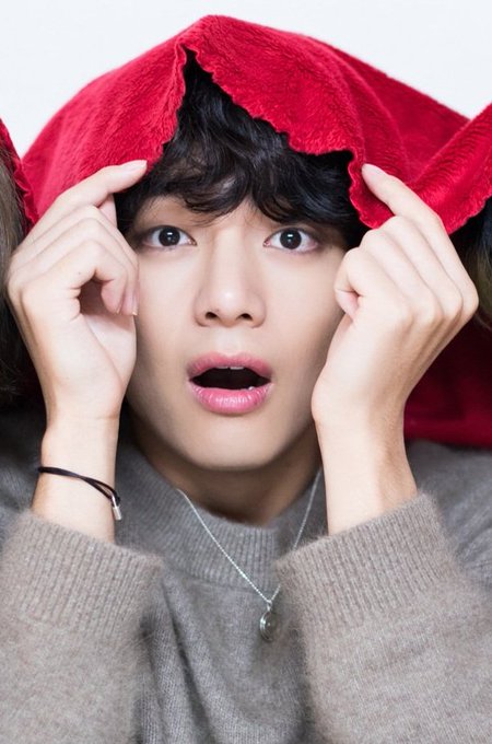 taegguk_love's tweet photo. #taekookau Modern Royalty 

"I will marry you", Taehyung had mischievously whispered in a young Jeongguk's ear. The latter had looked at him, eyes wide, lips quivering, "Why?"

"So that I can make you do what I want", Taehyung remembered his menacing reply. https://t.co/6n3MTLYeqY