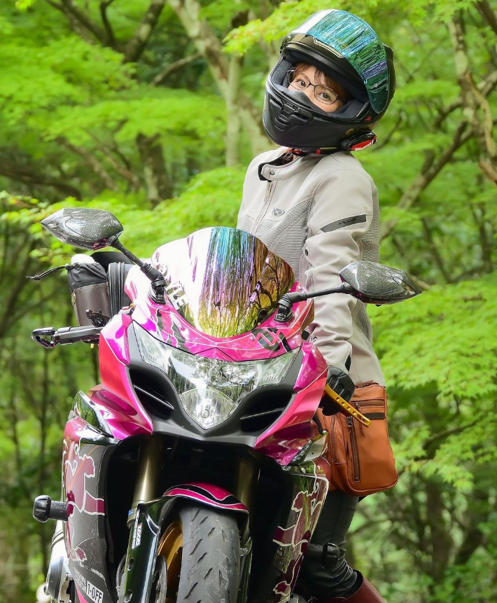 awaybrain's tweet photo. #バイク女子 #バイク旅 #バイクツーリング #バイク好きな人と繋がりたい #バイク乗りと繋がりたい #バイク最高 #バイク部 https://t.co/2kyYodF6e1