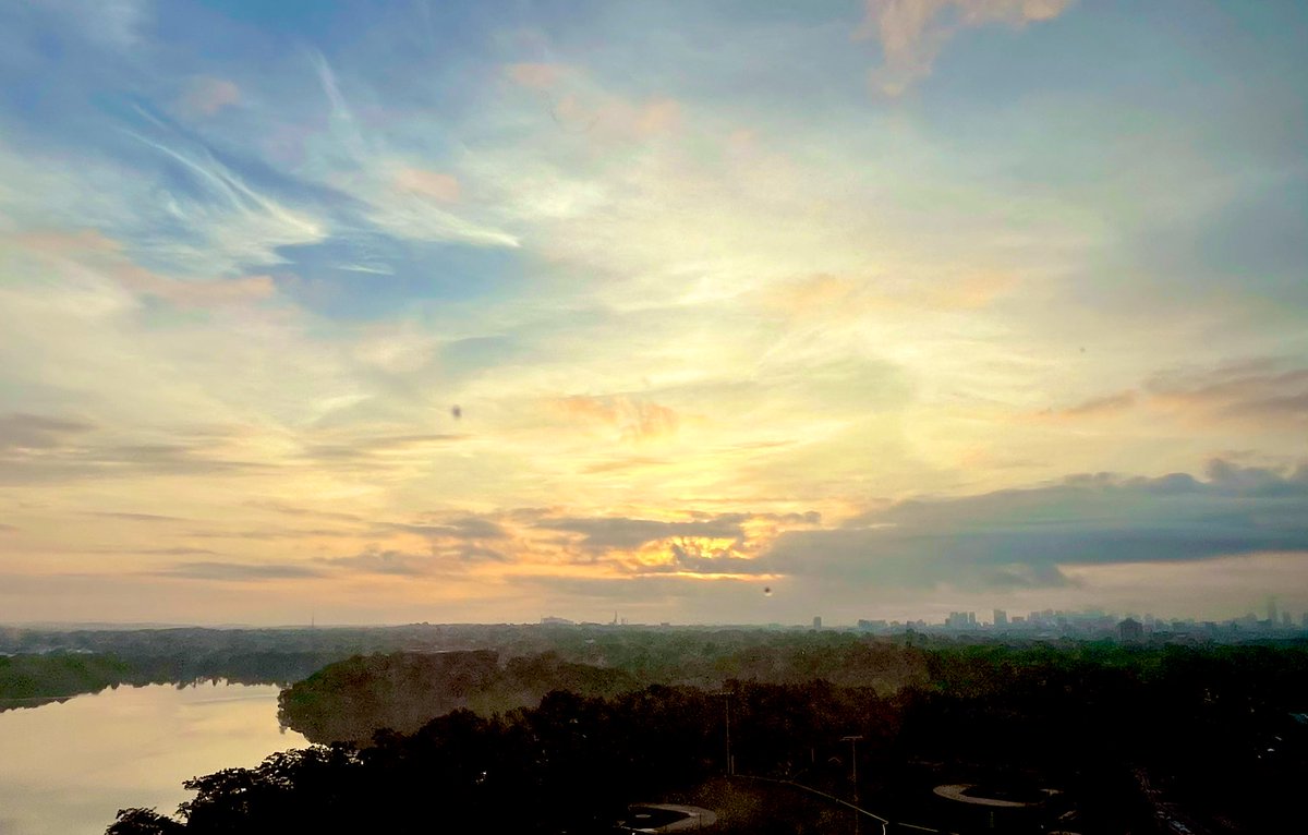 #sunrise dramatic #cirrus #clouds
#Cambridge #Boston #skyline <a href="/ericfisher/">Eric Fisher</a>
<a href="/TaniaLealTV/">Tania Leal</a> <a href="/ShiriSpear/">Shiri Spear</a>
<a href="/Met_CindyFitz/">Cindy Fitzgibbon</a> <a href="/laabsTWC/">Tom Laabs</a> <a href="/weatherchannel/">The Weather Channel</a> <a href="/PeteNBCBoston/">Pete Bouchard</a> <a href="/NewEnglandInfo/">VisitingNewEngland - Eric's Stories of New England</a> <a href="/CambridgeUS/">Mark</a> <a href="/sarahwroblewski/">Sarah Wroblewski</a> #followingnecn <a href="/antoinetteA/">antoinette antonio</a>
<a href="/Pamelanbcboston/">Pamela Gardner NBC10 Boston</a> <a href="/growingwisdom/">Dave Epstein</a> <a href="/boston25/">Boston 25 News</a>