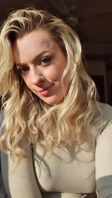 Morning world 🌼 https://t.co/ZgE9HH2zd7<a href="/tag/bts"class="tags"><span>#bts</span></a>