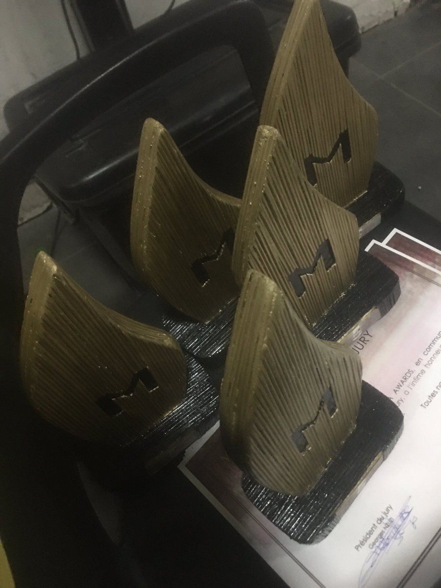 kevinmayamba2's tweet photo. La moisson fut grande hier à la soirée de gala de #Mongita_Awards, votre film #BUTU a glané 5 prix 🏆
- Meilleur Réalisateur
- Prix Spécial du Jury
- Meilleur Scénario
- Meilleur Acteur
- Meilleur Son
@ReevolutionP @EVENTSRDCCOM @skymarsha @minculturap_rdc @Balufu @MoyindoM https://t.co/rrr1PlHBc6