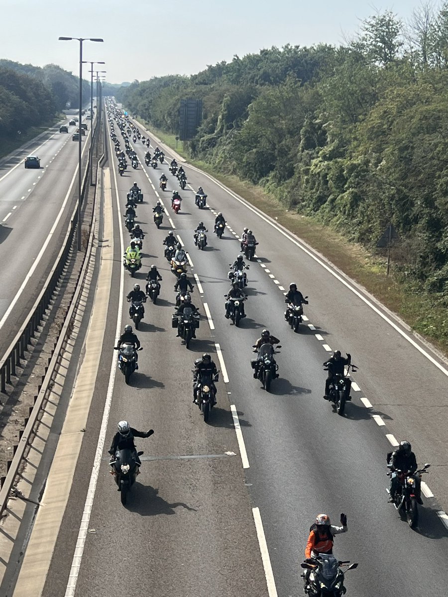 saxo_mad's tweet photo. @Knighs1 Motorcycle run behind you and bad accident infront https://t.co/nTsEDZShuK