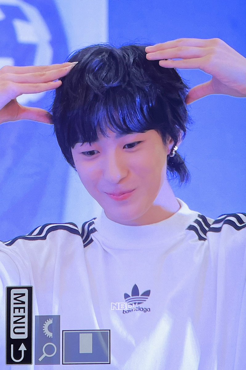 230910 부끄강아지 🐶

#RIIZE #라이즈 #ANTON #앤톤