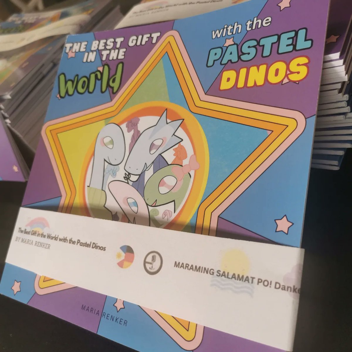 LeslieVienna's tweet photo. @Si_Maria_atbp Today, I attended the book launching event of Maria Renker here in Munich Germany. You may purchase her book "The best gift in the world with the pastel dinos" on the Amazon. Let's show some love and support to everyone's individual craft. 😘❤️ https://t.co/DbtGfbTa6U