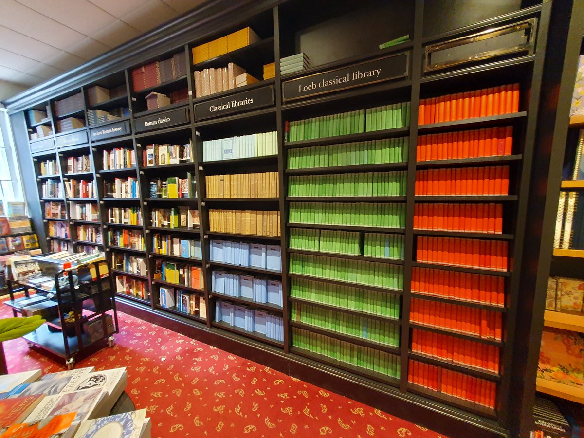 DougallM's tweet photo. Is the Classics section at the Gower Street Waterstones... now better than Oxford's Blackwell's..?? https://t.co/saw95gt6lP