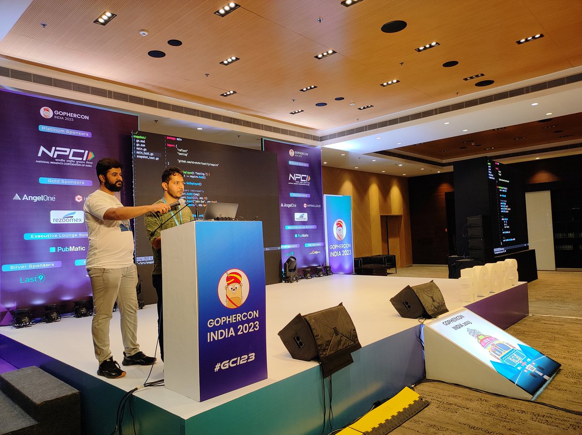 GopherConIndia's tweet image. #FlashTalks 

Here&apos;s Prashant giving a flash talk on Snapshot Testing 

#GCI23