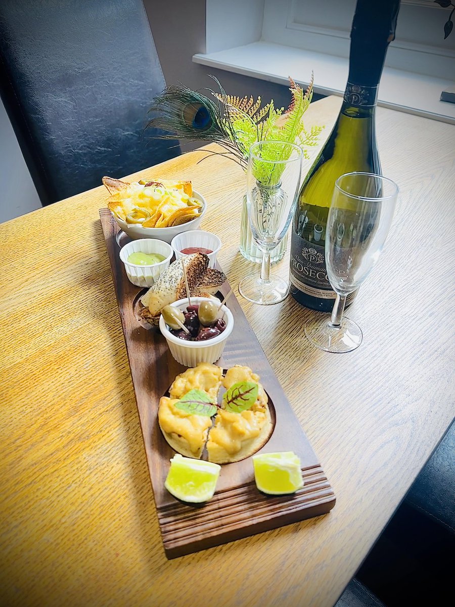 The Grand Bar and Kitchen tweet media