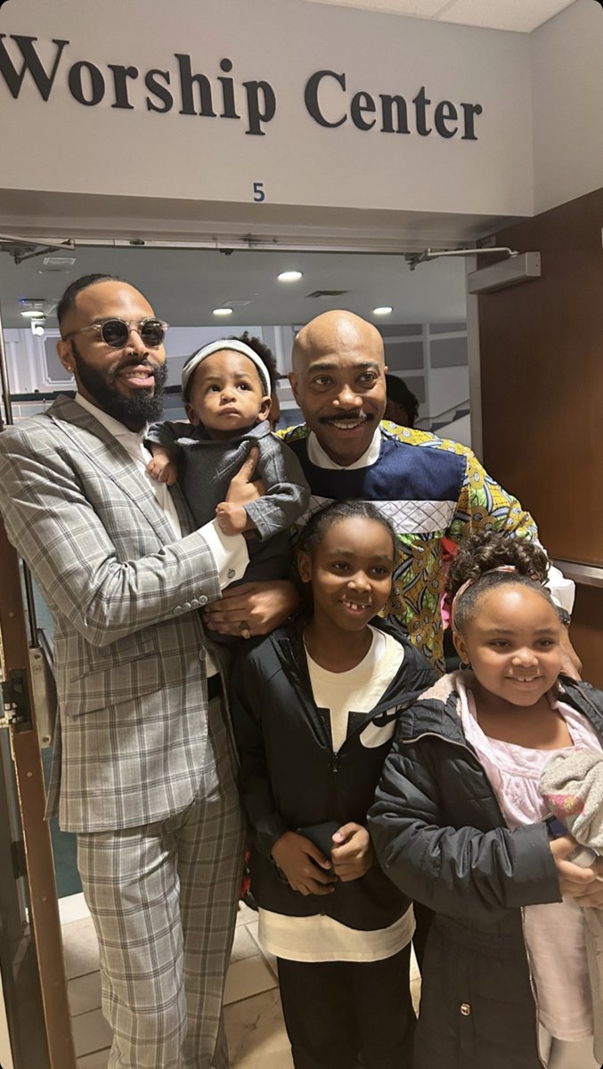 Pastor_Orr's tweet image. It's Grandparents Day and I'm grateful for our grandchildren! 💙 We are excited to celebrate Family Month and we are looking forward to seeing you and your family worshiping with us this morning at 8am and 11am.

#BMBC #YearofHousing #TheFlyingPreacher  #familymonth #grandfather