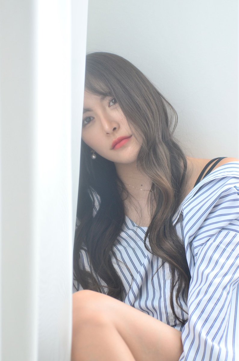 monkichi1010's tweet photo. 【9月10日豪華スタジオ一棟貸し切り撮影会】

@ta_ueda0701 

彼シャツ撮影可愛かった🤍
スタジオのシンプルな作りと、自然光がピッタリイメージに合っていて
いい雰囲気です💫

#撮影会 #撮影モデル #被写体 #一眼レフ #ポートレート #ポートレートモデル #スタジオ撮影 https://t.co/FqVxEGQUse