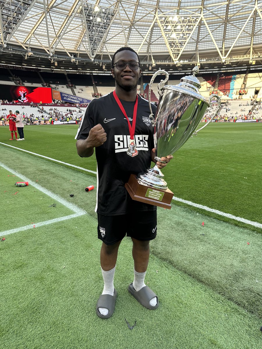 Deji's tweet photo. https://t.co/oXWNDPAccr