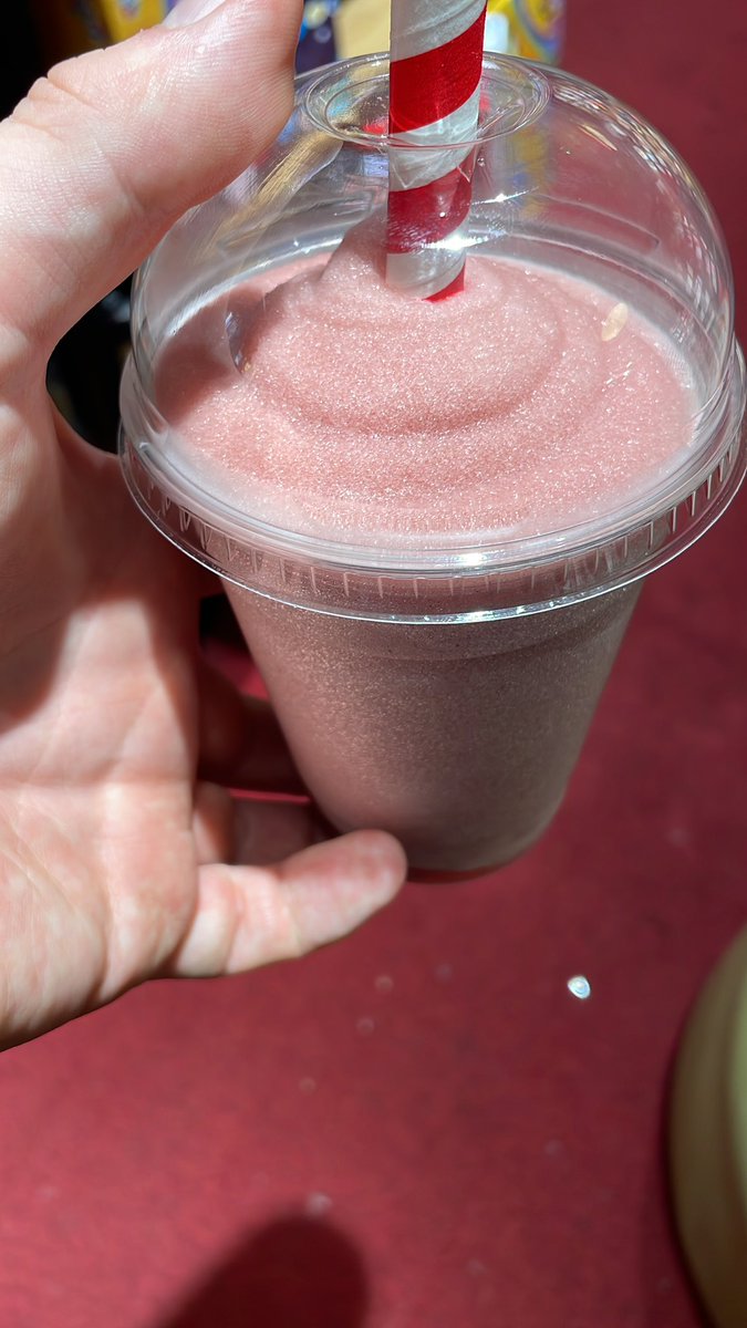 Cherry beer slushy from @sirtobysbeers on #norwich #market. It’s delicious 🤤 😍