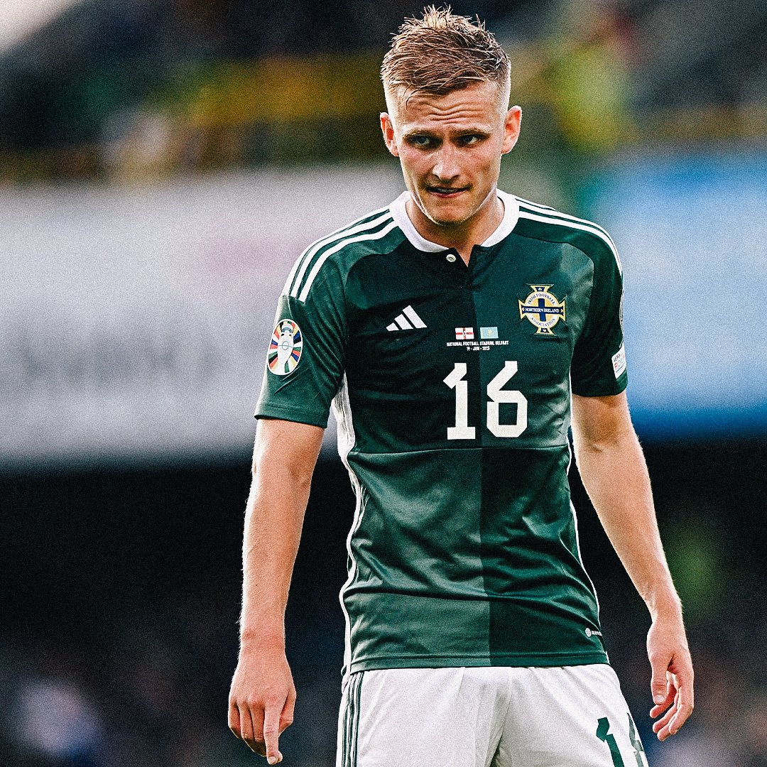 🇪🇺 Kazakhstan - Irlande du Nord
🕔 EN DIRECT dès 15h00
📲 L'app DAZN
🔗 elevensports.tv/APP
🎙️ Thomas Van der Linden

#EURO2024