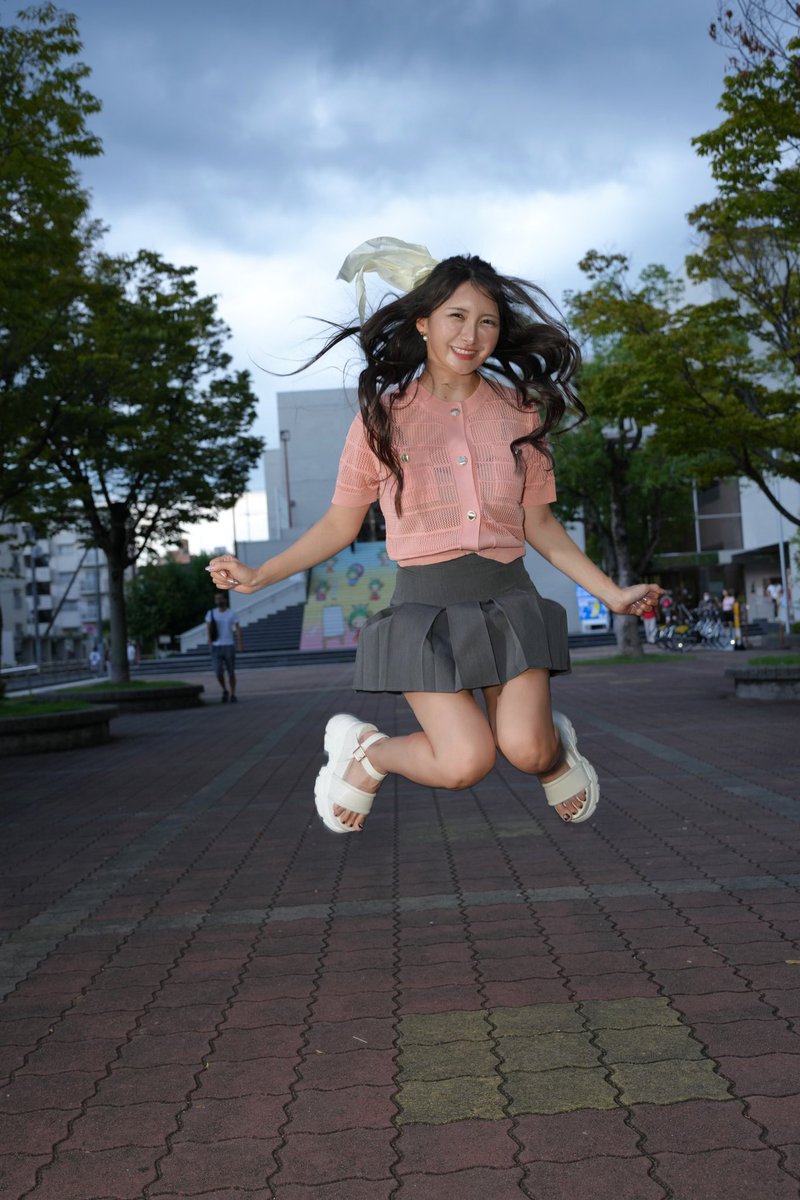 monkichi1010's tweet photo. 【9月10日写真展前20分ロケ撮影】

@Jin19630723 

すぐデータ送ってくださいました💫
いつも斬新な画角とポージングで楽しいジンさん🤍🤍🤍
ファッションに合わせて可愛い感じです🥰

#撮影会 #撮影モデル #被写体 #一眼レフ #ポートレート #ポートレートモデル #スタジオ撮影 https://t.co/gtxBci9IP8