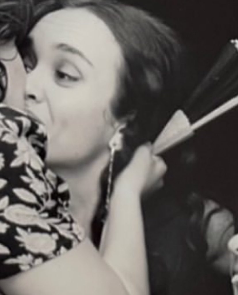 my favourite genre is olivia kissing women