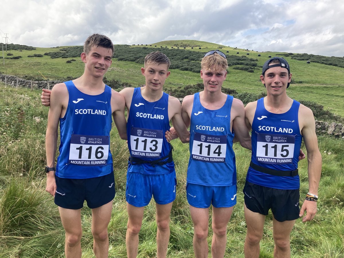 PEEBLES #SALtogether Great news from JHI as our U20 Men's team win hill running golds 👏🥇 Well done athletes, coaches, clubs @SALChiefExec @OvensDavid @EStreetShuffler @runnermdj @JomaSport @JomaSportUK