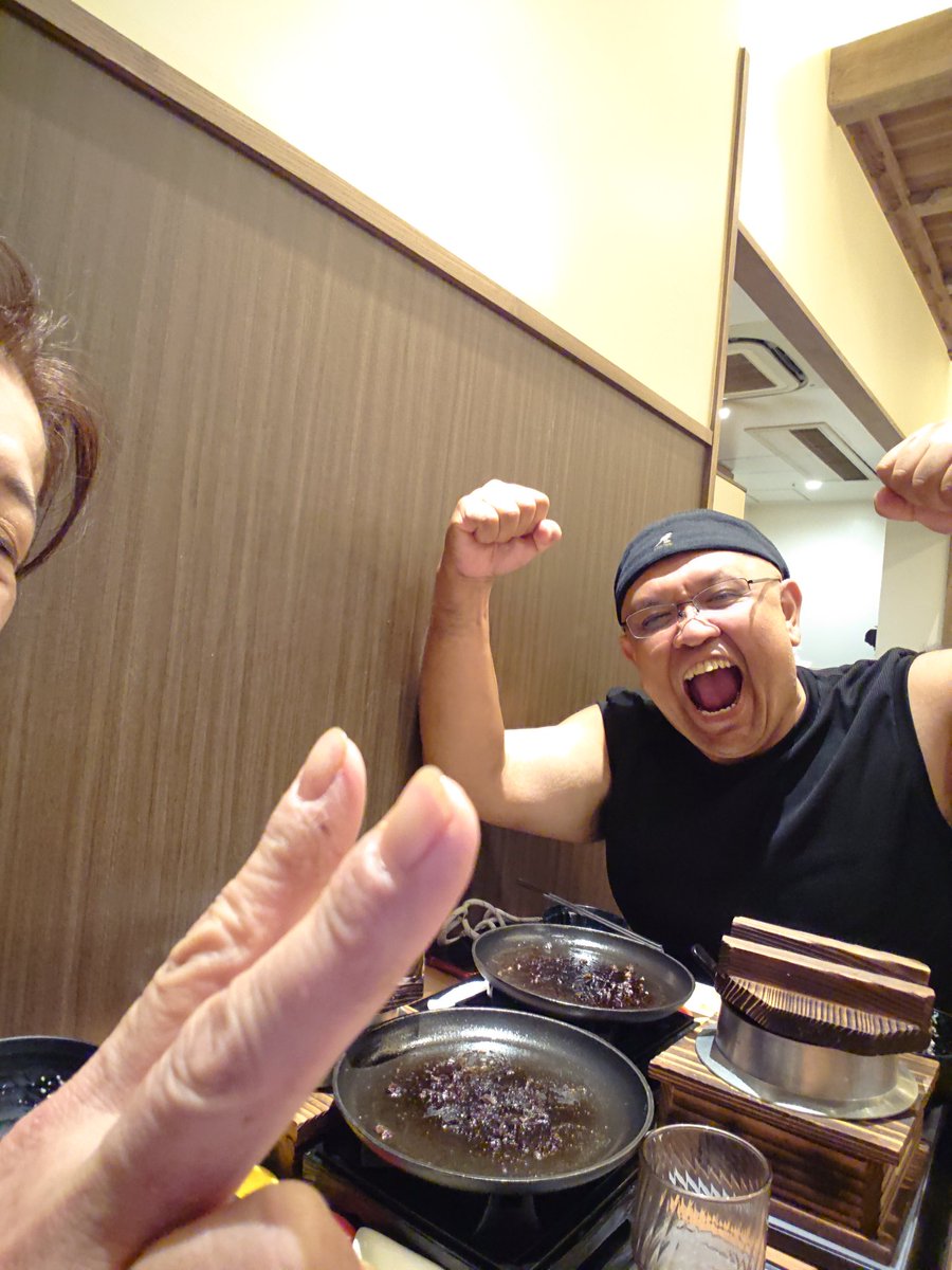 nukosama1616's tweet photo. 東郷乱舞にも参戦してくれてたNORIさんが再び渡英される前に名古屋に寄ってくれたので前から気になってたタイチ食堂行ってきた
日本のミュージシャン魂イギリスにぶちかまして来てね(๑ •̀ω•́)۶
活躍祈ってる!
#BEASTSOUL
P.S. ハンバーグ美味しかった(,,•﹏•,,) https://t.co/nTHa7Sw0qA