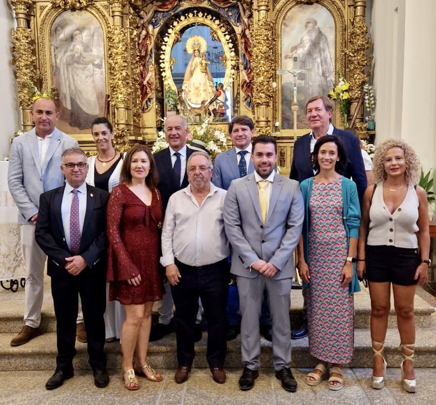 #Candeleda celebra la romería de la Virgen de Chilla, su Patrona, y cargos nacionales, autonómicos y provinciales del <a href="/ppopular/">Partido Popular</a> han acompañado en la jornada a los vecinos y a nuestro Grupo Municipal, que lidera Rubén Hernández. 
¡Felicidades, candeledanos y raseños!