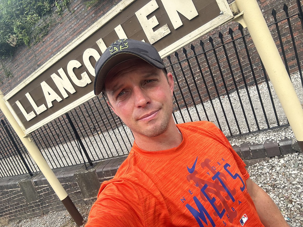 James Pearson (@jamespearson25) on Twitter photo Mets on tour in #Wales today 🏴visiting <a href="/LlangollenRail/">Llangollen Railway</a>. #MetsOnTour @UKMetsOnline <a href="/MetsInTheUK/">Mets In The UK</a> Mets on tour in #Wales today 🏴visiting <a href="/LlangollenRail/">Llangollen Railway</a>. #MetsOnTour @UKMetsOnline <a href="/MetsInTheUK/">Mets In The UK</a>