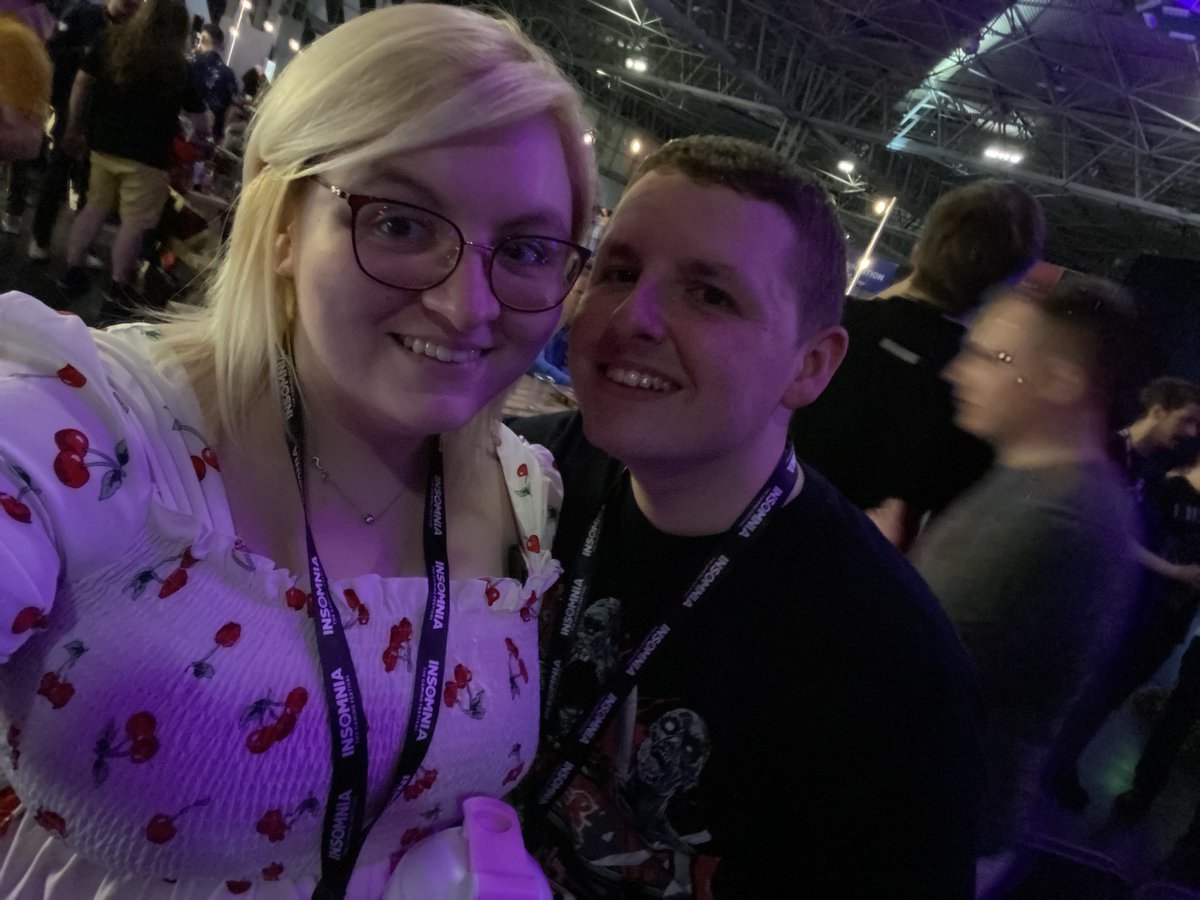 joeskigaming's tweet photo. Thatβs a wrap! This will be the last insomnia for us. For a while, weβre going to be welcoming our baby into the world in February soooo weβll be preoccupied. Thank you @IGFestUK and to all of your staff for making the last 8 years of festivals so special β€οΈ #insomnia71 #i71 https://t.co/ZuaNIe9PSD