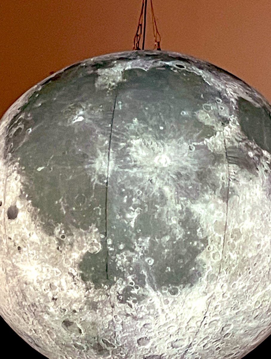 coart77's tweet photo. I wanna take this out to my home
Maybe if be someday,
We don’t know to take it https://t.co/CsAEE7HUpx
