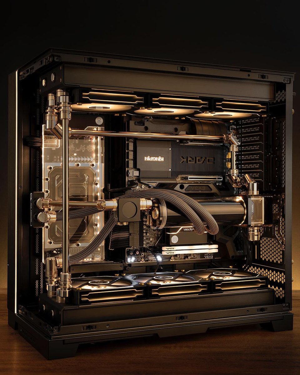 GlobalLianli's tweet photo. Check out this reverse build by Liquidhaus in the new O11D EVO XL. The extra space really allows your creativity to reach its full potential. https://t.co/nvrvKw1ATh
Cr. @liquidhaus

#pc  #gamingsetup #gamingpc #pcmasterrace #pcsetup #pcbuild #pcbuilding #lianli #O11DEVOXL https://t.co/gaZXB8LSYK
