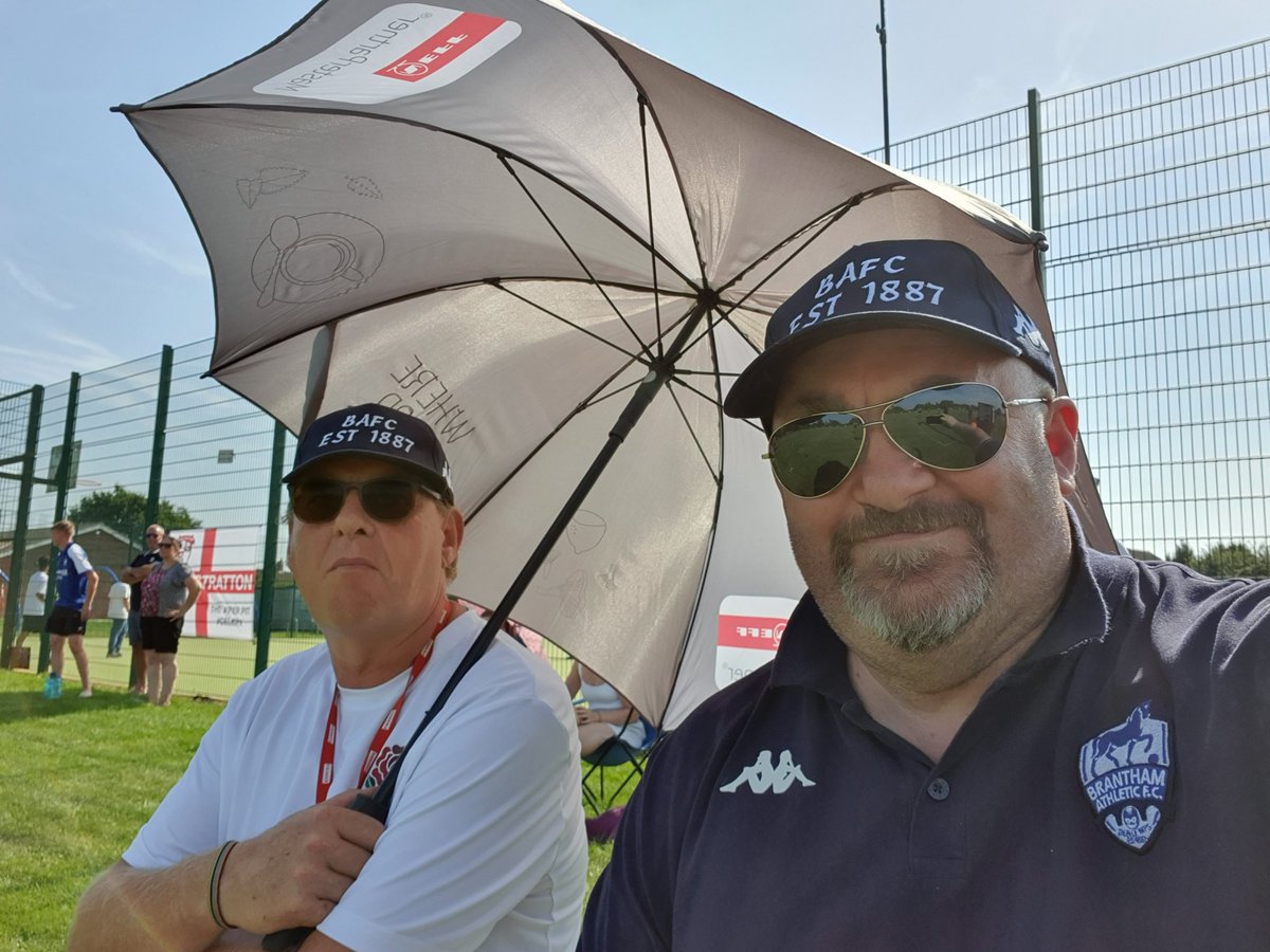 Chairman and Vice Chairman are protected from the sun...