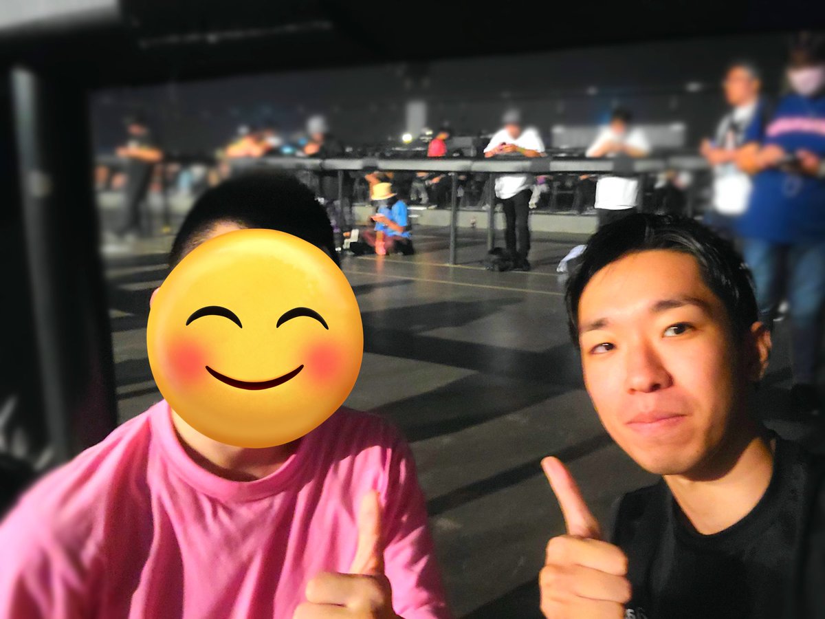 N4oKi_0519's tweet photo. 今日は昨日の決起前集会から始まりカラオケオールを共にした、ピンクスーツさんと神激さん主催GOD FEST.2023に参加してきました!
どのバンドも初めましてでしたが曲強強で休まず跳び続けて気付けば5〜6時間が経ってましたw
誘ってくれてありがとうございました!
気をつけて!
#神激 #GODFEST.2023 https://t.co/ZutIEKaG2P