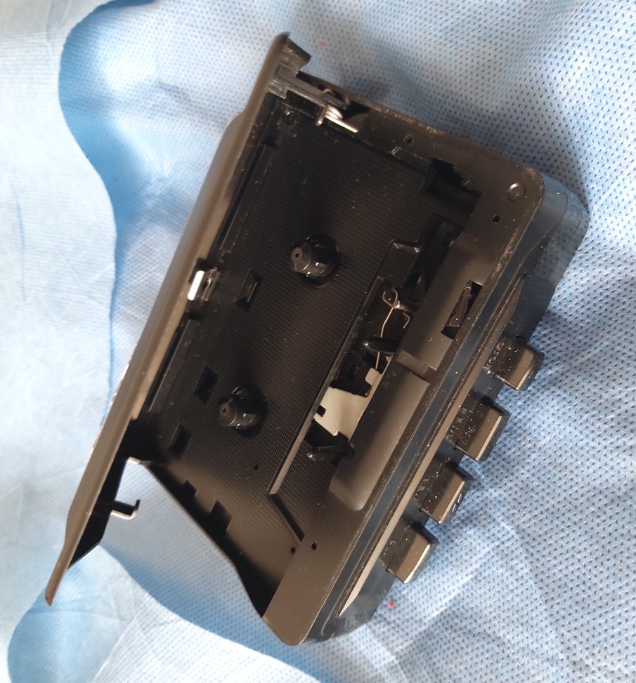 dolltator's tweet image. #デジタル遺物 #DigitalRelic #電子文物
🎵ウォークマン  (私より年上)
🎵WALKMAN (older than me)
🎵隨身聽（比我年齡還大）