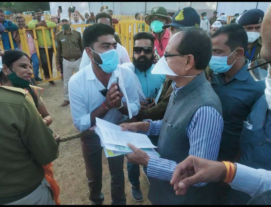 2 साल नियुक्ति में थकाया
अब 3 साल आधे वेतन में उलझाया
#KaamPooraVetanKyonAdhura 

#KaamPooraVetanKyonAdhura 

#NiyuktiDinaankSePooraVetan 

<a href="/ChouhanShivraj/">Shivraj Singh Chouhan</a>
<a href="/CMMadhyaPradesh/">Chief Minister, MP</a>
<a href="/DainikBhaskar/">Dainik Bhaskar</a>
<a href="/ANI/">ANI</a>
<a href="/BJP4MP/">BJP Madhya Pradesh</a>
<a href="/JansamparkMP/">Jansampark MP</a>
<a href="/OfficeofSSC/">Office of Shivraj</a>
<a href="/OfficeOfKNath/">Kamal Nath</a> 
<a href="/jitupatwari/">Jitendra (Jitu) Patwari</a> 
<a href="/NakulKNath/">Nakul Kamal Nath</a> 
<a href="/aajtak/">AajTak</a>