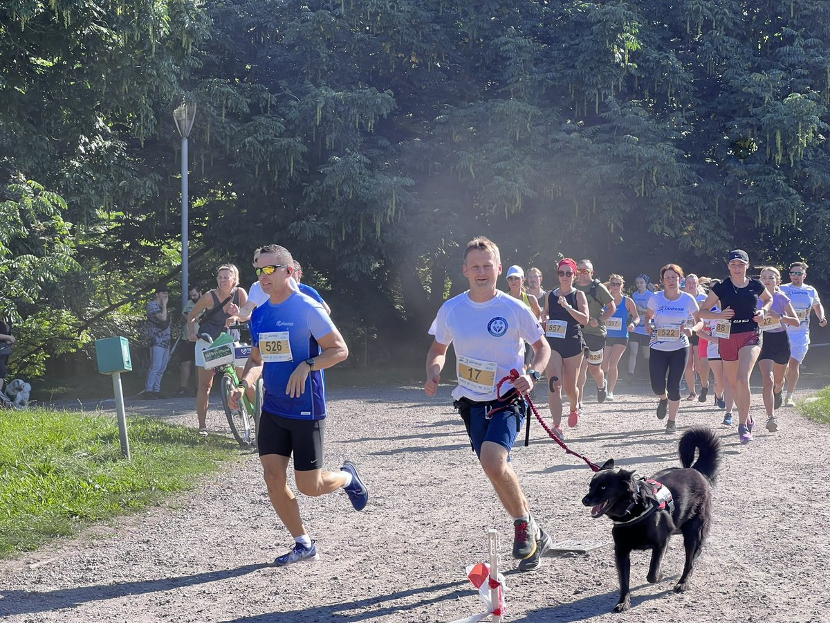 Wrzesień rozpoczęty aktywnie! Wraz z zespołem Urologii Wojewódzkiej Arkońska wzięliśmy udział w Sanprobi UroRun 2023! Będąc jednym z ojców tej imprezy darzę ją szczególnym sentymentem i tym bardziej cieszy miejsce na podium 🥰
#urologyweek <a href="/PTUweb/">PTU</a>
