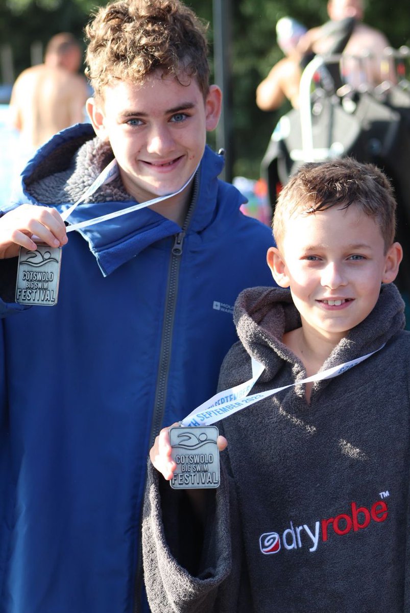 Congratulations to Thomas Doel and Alex Naisby for their results in the Cotswold Big Swim. Alex came first and Thomas second in the 750m swim.

Well done to Alex's mum Gill who also competed and came 2nd in age group and Denise Tait who came in the top 10 in skins 🏊🏻🏊🏻‍♀️