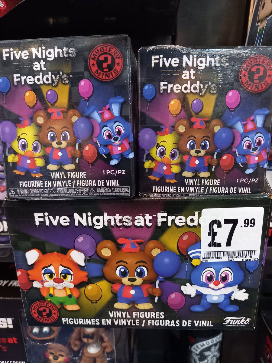 hmvSheffield's tweet photo. Huge drop of #fivenightsatfreddys 
Merch now in store! 
#Funko Snaps
#plushies #books #vinylfigures
Back pack hangers etc....
#hmvforthefans #popcuture 😍 https://t.co/jKuLyVRmaU