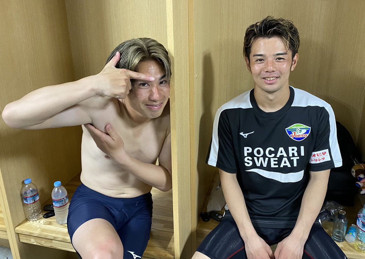 nakagawapiko's tweet photo. vs いわき2-0Win
4試合連続クリーンシート！
来シーズンのクラブエンブレム発表・ヴォルタくんの誕生日など徳島ヴォルティスの記念すべき日の勝利は、最高です。
沢山のご声援ありがとうございました！！ https://t.co/DUF9e4bbk2