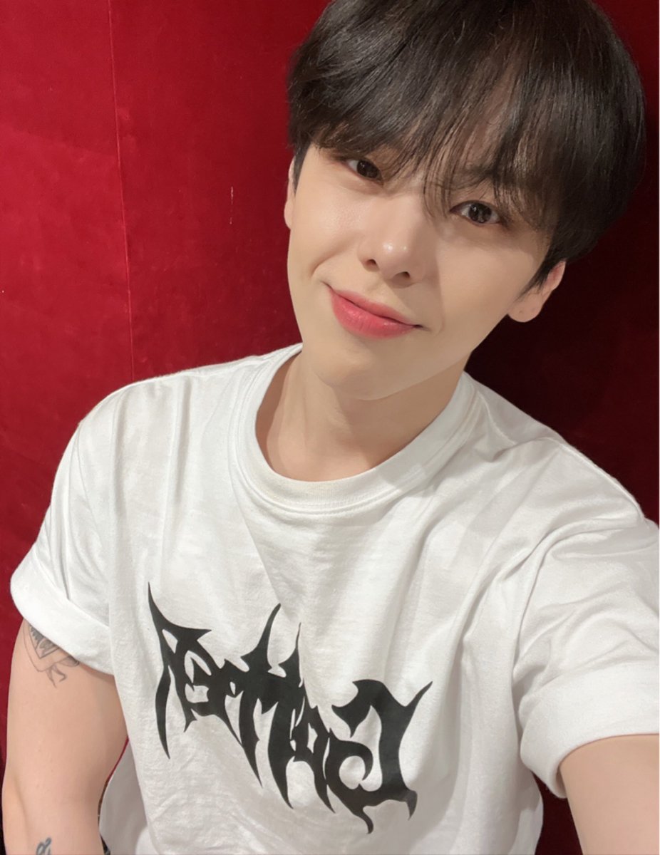 WEi__Member's tweet image. [#대현] 다음주도 힘내자!!♥