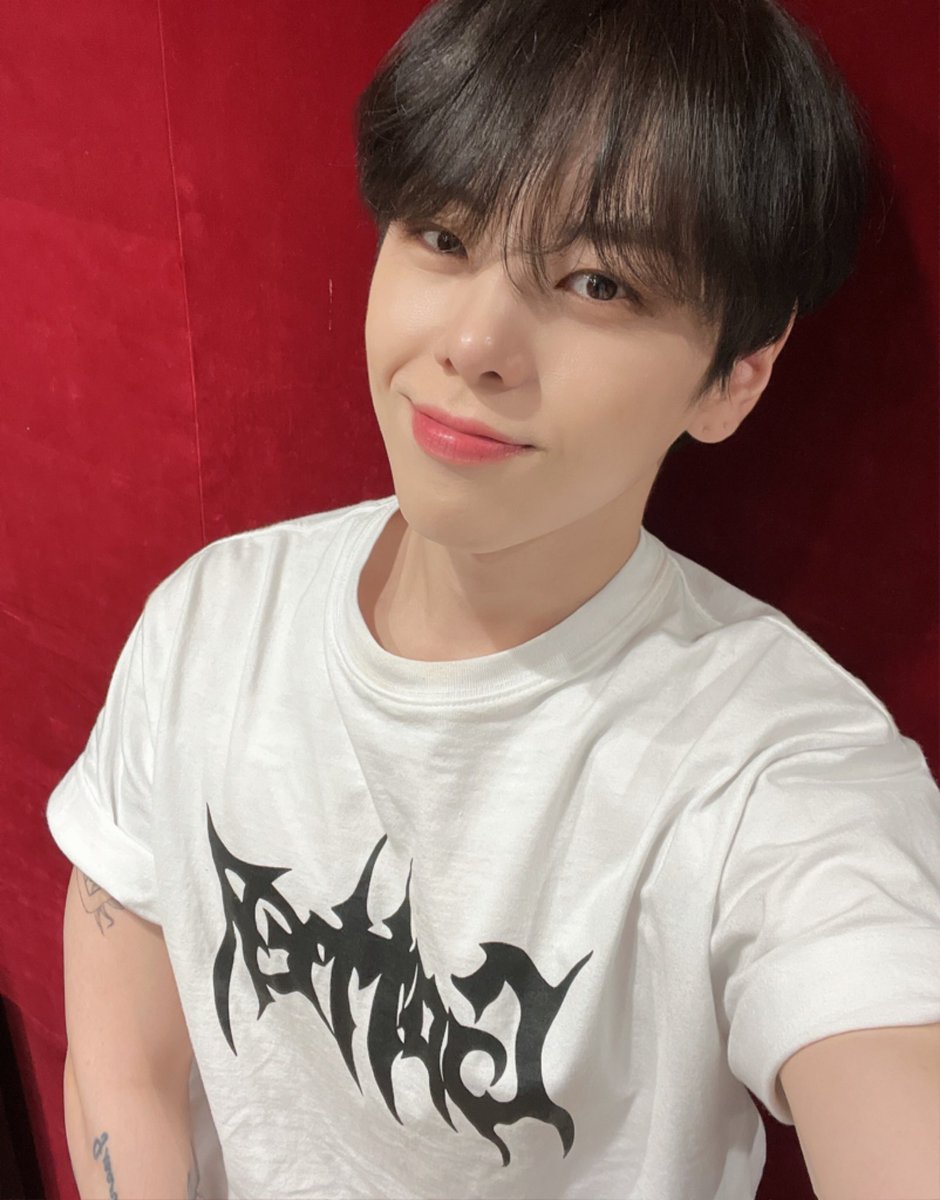 WEi__Member's tweet image. [#대현] 다음주도 힘내자!!♥