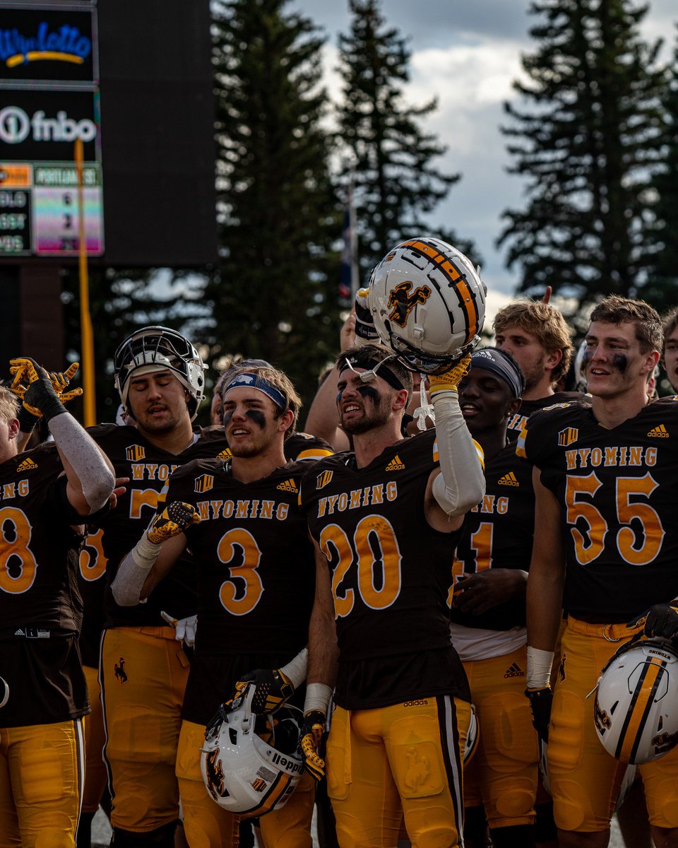 wyo_football's tweet photo. Sing it loud.
Sing it proud.

Sundays are better after a Cowboy W https://t.co/MI7v7pgvbB