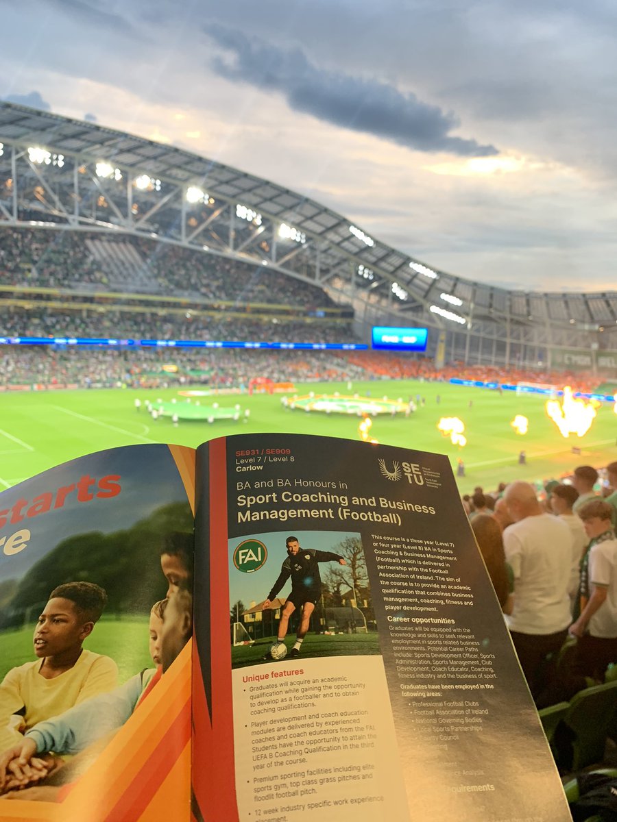 Great support from <a href="/FAIreland/">FAIreland</a> <a href="/IrelandFootball/">Ireland Football ⚽️🇮🇪</a> in promoting our Sports Coaching &amp; Business Management (Football) Degree Programme in tonight’s programme 🇮🇪🇳🇱. Perfect Course for anyone with an interest in a career in football ⚽️ 👩‍🎓 👨‍🎓 🧠 📚